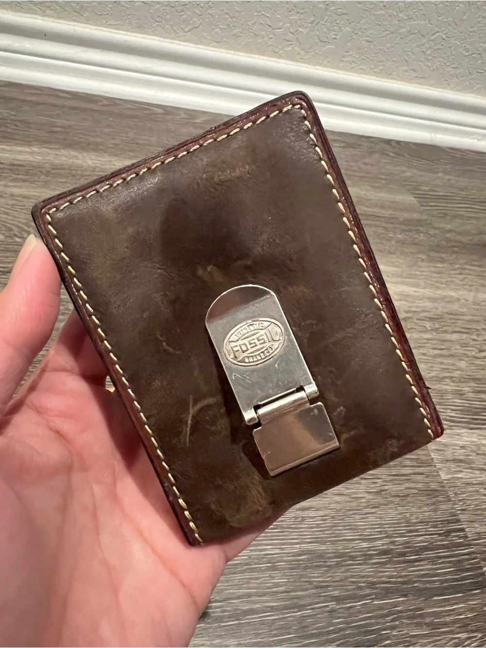 Fossil Brown Leather Money Clip Wallet with Orange Patterned Tin
